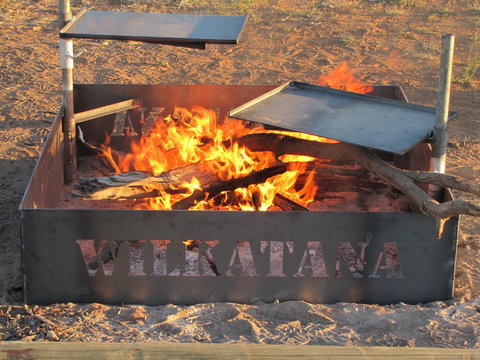 Wilkatana Station - Lightning Ridge Tourism 0