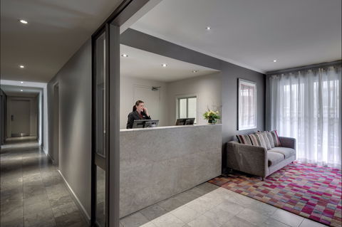 Adina Apartment Hotel Sydney Chippendale - Lightning Ridge Tourism 2