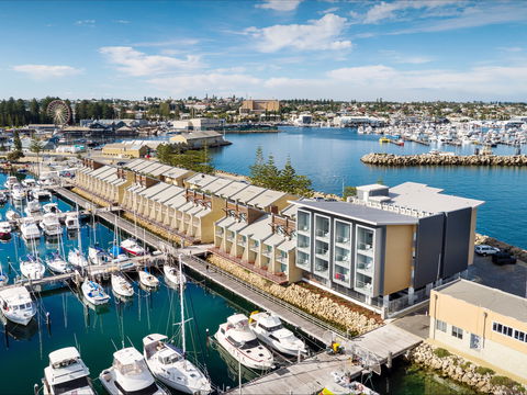 Be. Fremantle Serviced Apartments - Lightning Ridge Tourism 0