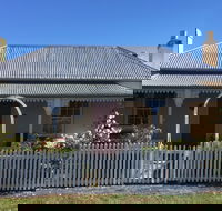 Bellamona - Cosy Georgian Cottage - Lightning Ridge Tourism
