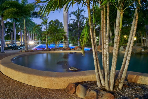 Big4 Aussie Outback Oasis Holiday Park - Lightning Ridge Tourism 1