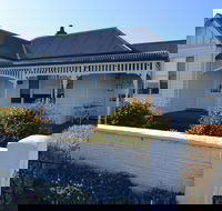 Calgary Accommodation  Killara Accommodation - Lightning Ridge Tourism