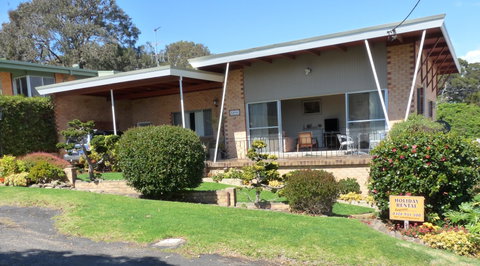 Clifftop At Tathra - Lightning Ridge Tourism 1