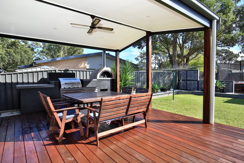 Eagleview - Lightning Ridge Tourism 2