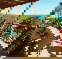 Kepals on the Coast - Lightning Ridge Tourism