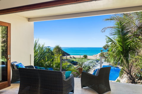 Liapari Beach House - Lightning Ridge Tourism 1