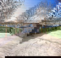 Lindenwarrah at Milawa - Lightning Ridge Tourism