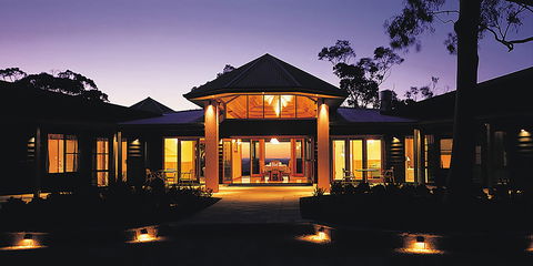 Noonaweena - Lightning Ridge Tourism 0