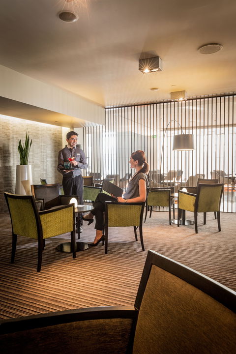 PARKROYAL Melbourne Airport - Lightning Ridge Tourism 2