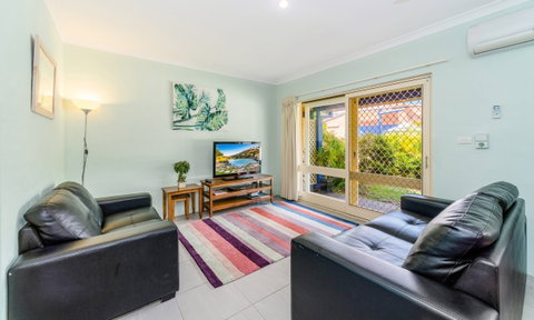 Pegasus Motel - Lightning Ridge Tourism 1