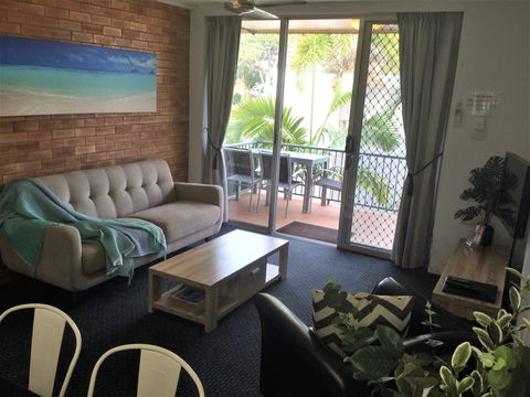 Sunseeker Motel - Lightning Ridge Tourism 1