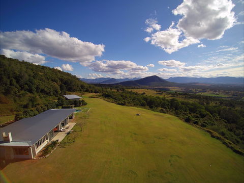 The Bunyip Retreat - Lightning Ridge Tourism 1