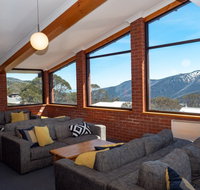 Viking Alpine Lodge - Lightning Ridge Tourism