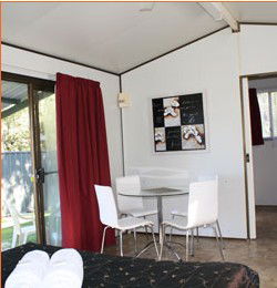 Broadwater Stopover Tourist Park - Lightning Ridge Tourism 2