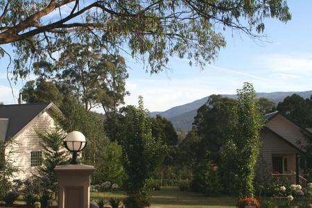 Delderfield Luxury B And B - Lightning Ridge Tourism 2