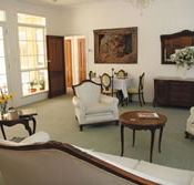 Montfort Manor - Lightning Ridge Tourism