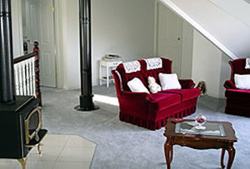 Loch Ard Bed And Breakfast - Lightning Ridge Tourism 4