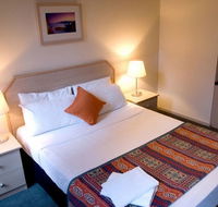 The Park Squire Motor Inn - Lightning Ridge Tourism