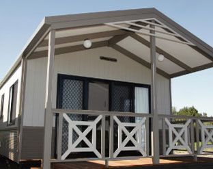 Nagambie Lakes Leisure Park - Lightning Ridge Tourism 0