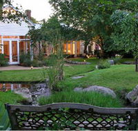 Farmers Arms Retreat - Lightning Ridge Tourism