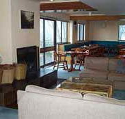 Trackers Mountain Lodge - Lightning Ridge Tourism