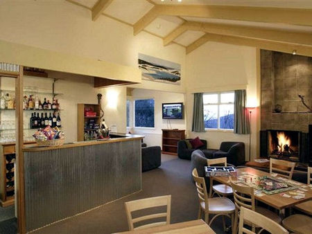 Cooroona Alpine Lodge - Lightning Ridge Tourism 0