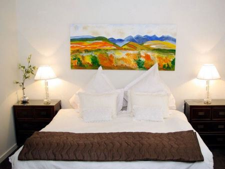 Boutique Stays - Lalique - Lightning Ridge Tourism 0