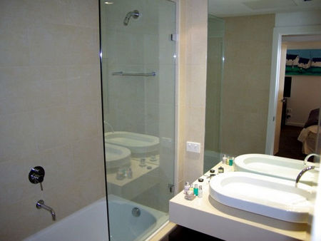 Boutique Stays - Lalique - Lightning Ridge Tourism 3