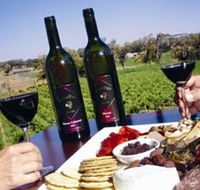 Lynnevale Estate - Lightning Ridge Tourism