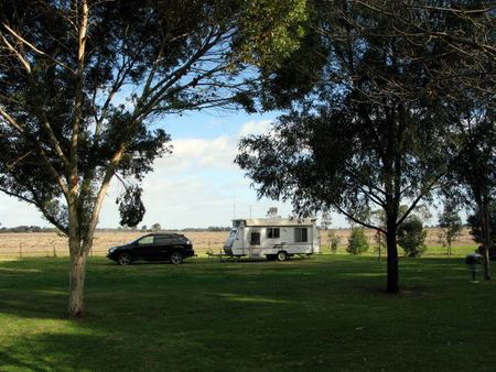 Pental Island Caravan Park And Holiday Farm - Lightning Ridge Tourism 3