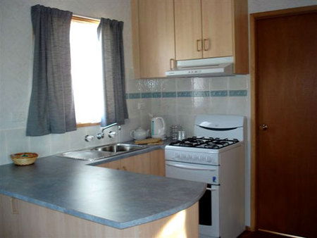 Acacia Gardens Mooroopna Caravan Park - Lightning Ridge Tourism 0