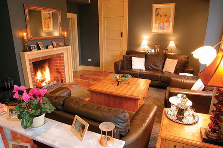 Azidene House - Lightning Ridge Tourism 2