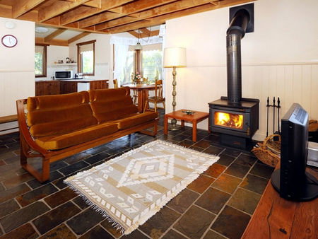 Brigadoon Cottages - Lightning Ridge Tourism 1