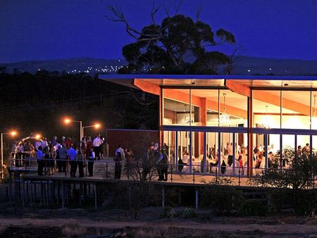 Macedon Spa Hotel - Lightning Ridge Tourism 4