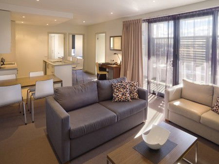 Quest Glen Waverley - Lightning Ridge Tourism 1