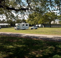 Sale Showground Caravan and Motorhome Park - Lightning Ridge Tourism