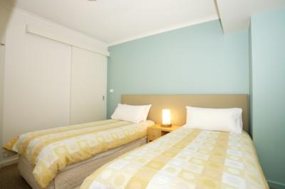 Cumberland Lorne Resort - Lightning Ridge Tourism 2