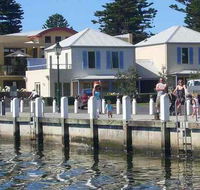 Dockside Waterfront Indulgence - Lightning Ridge Tourism
