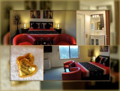 Venus Bay Getaways - Lightning Ridge Tourism 0