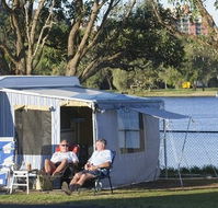 Shaws Bay Holiday Park - Lightning Ridge Tourism