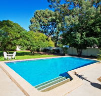 Wattle Motel - Lightning Ridge Tourism