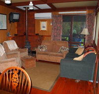 Lyle Hill Accommodation - Lightning Ridge Tourism