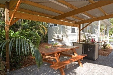 Darlington Beach Resort - Lightning Ridge Tourism 2