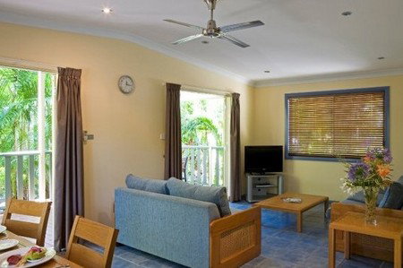 Darlington Beach Resort - Lightning Ridge Tourism 4