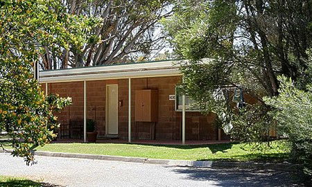 Yorketown Caravan Park - Lightning Ridge Tourism 2