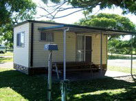 Hawks Nest Holiday Park - Lightning Ridge Tourism 0