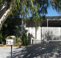 Beach Units Tannum Sands - Lightning Ridge Tourism