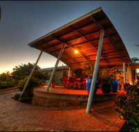 Samson Beach Chalets - Lightning Ridge Tourism