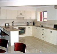 Jopen Motel And Apartments - Lightning Ridge Tourism