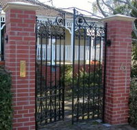 Gates Cottage Bed  Breakfast - Lightning Ridge Tourism
